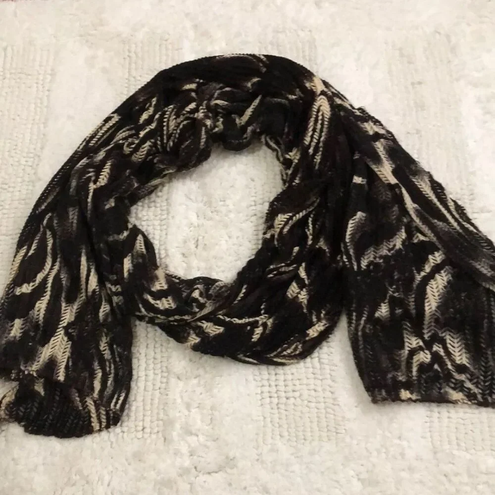 Lovely scarf wrap brown beige